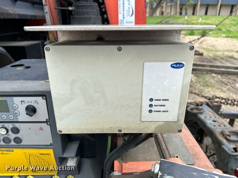 image for item DF8490 2014 Palfinger PW35001-SH truck mounted crane