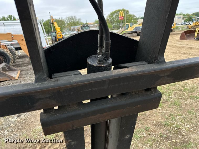 image for item DF8490 2014 Palfinger PW35001-SH truck mounted crane