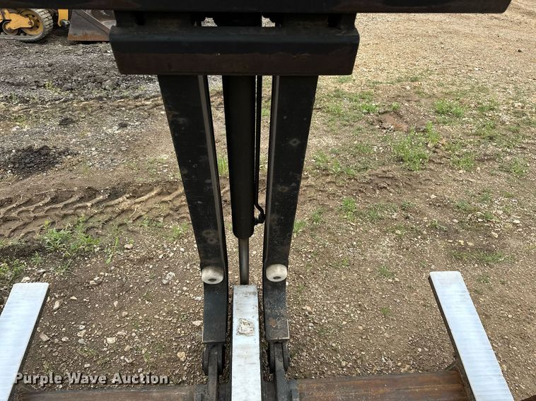 image for item DF8490 2014 Palfinger PW35001-SH truck mounted crane