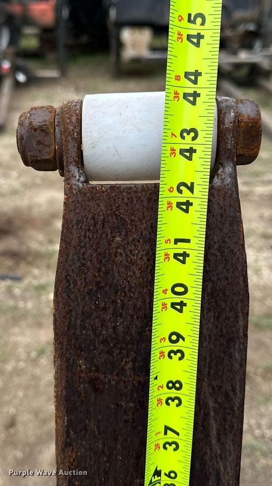 image for item DF8490 2014 Palfinger PW35001-SH truck mounted crane