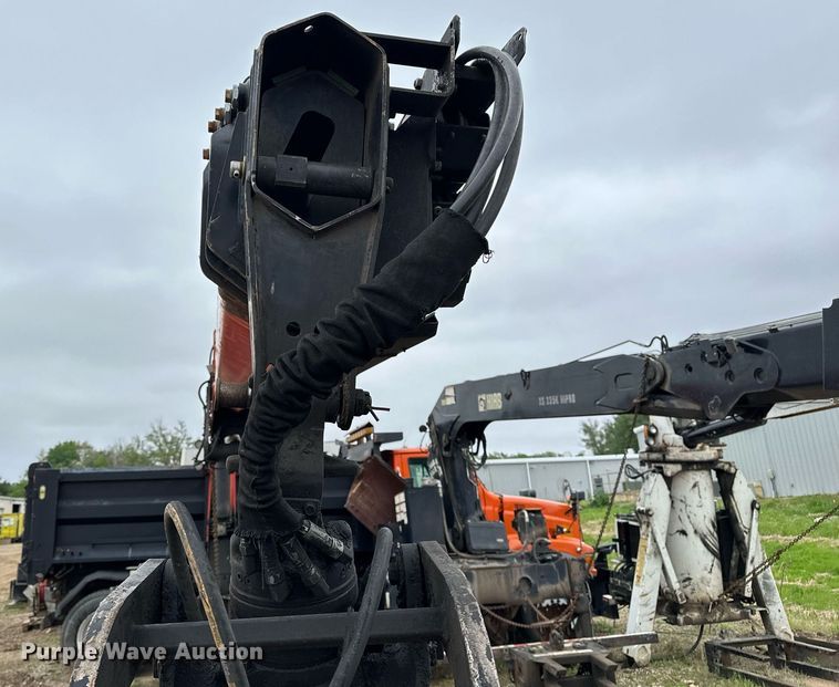 image for item DF8490 2014 Palfinger PW35001-SH truck mounted crane