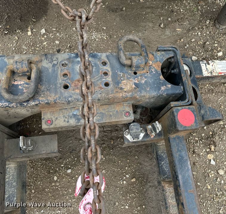 image for item DF8490 2014 Palfinger PW35001-SH truck mounted crane