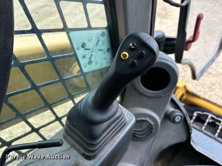 image for item DF8492 2020 Caterpillar 259D3 tracked skid steer loader