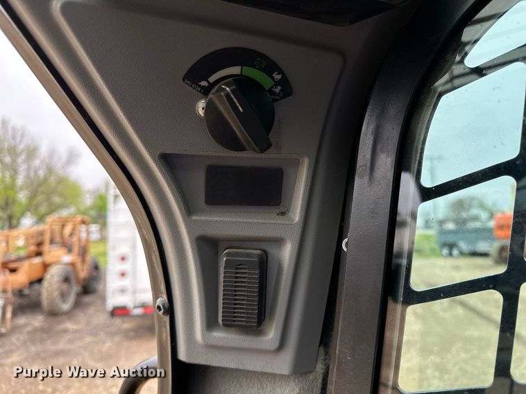 image for item DF8492 2020 Caterpillar 259D3 tracked skid steer loader