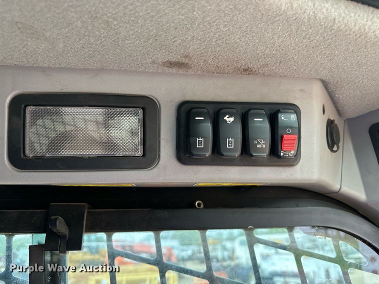 image for item DF8492 2020 Caterpillar 259D3 tracked skid steer loader