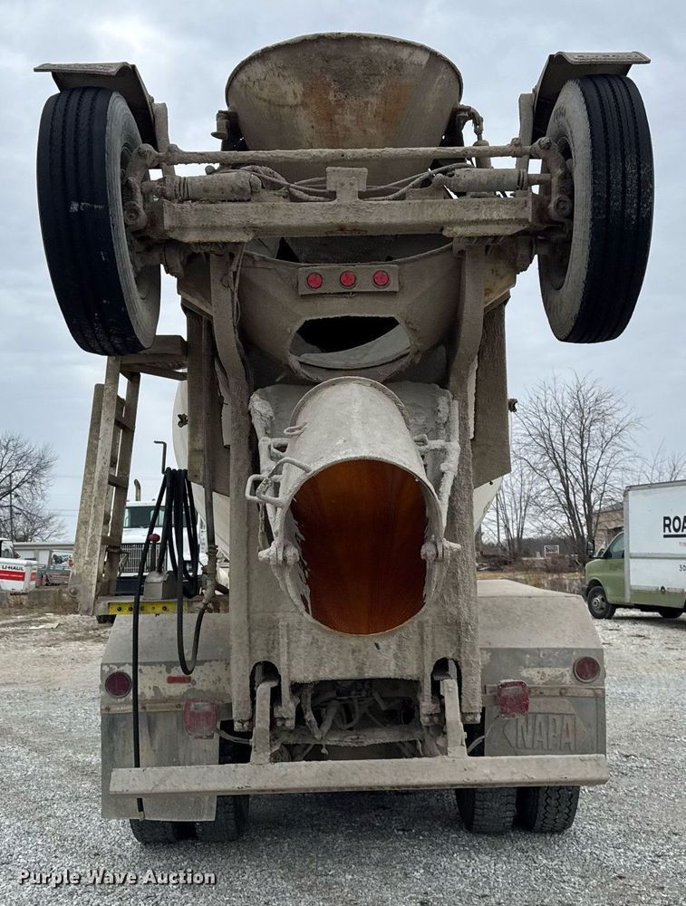 image for item DH9841 2008 Peterbilt 340 ready mix truck