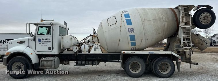 image for item DH9841 2008 Peterbilt 340 ready mix truck