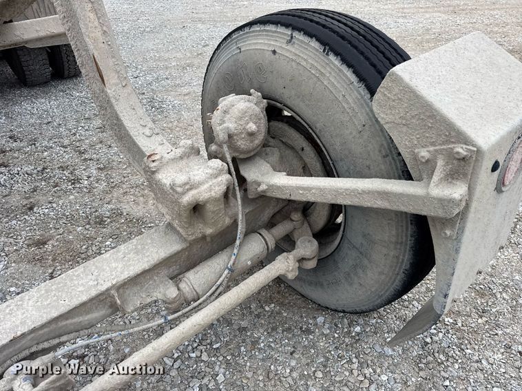 image for item DH9841 2008 Peterbilt 340 ready mix truck