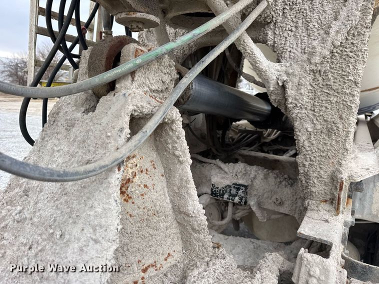 image for item DH9841 2008 Peterbilt 340 ready mix truck