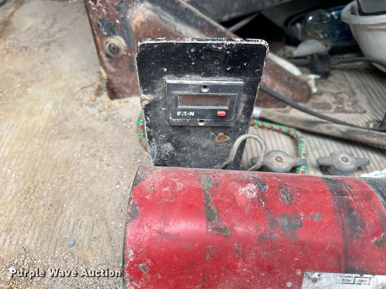 image for item DH9841 2008 Peterbilt 340 ready mix truck