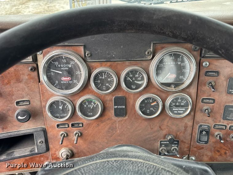 image for item DH9841 2008 Peterbilt 340 ready mix truck