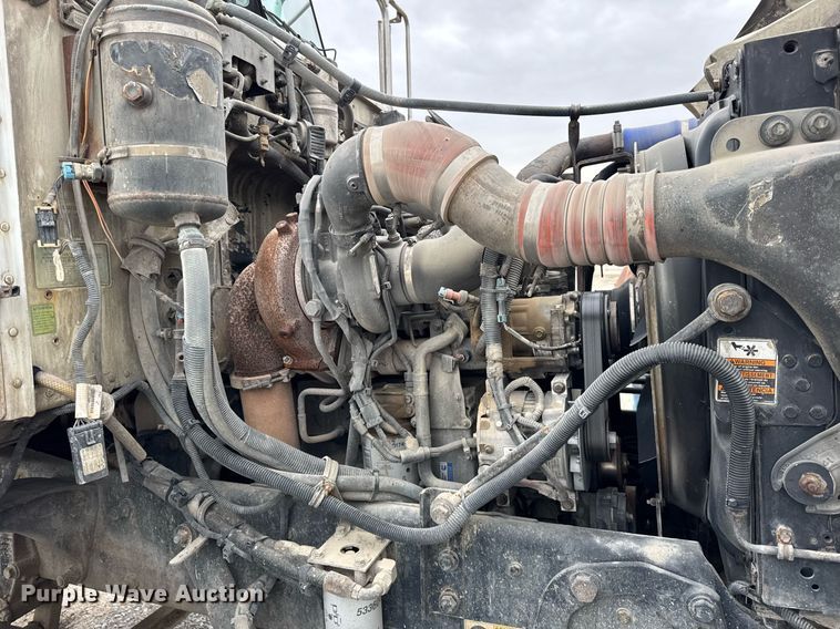 image for item DH9841 2008 Peterbilt 340 ready mix truck