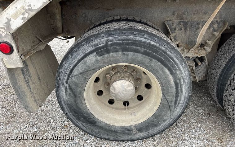 image for item DH9841 2008 Peterbilt 340 ready mix truck