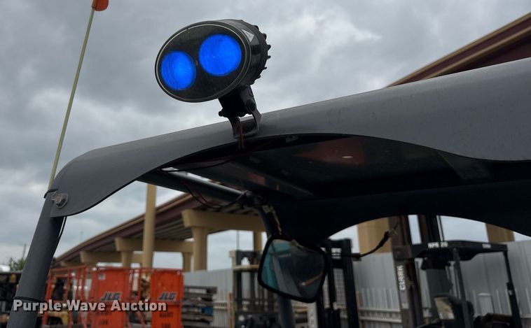 image for item DM1893 2019 Tennant S30 sweeper