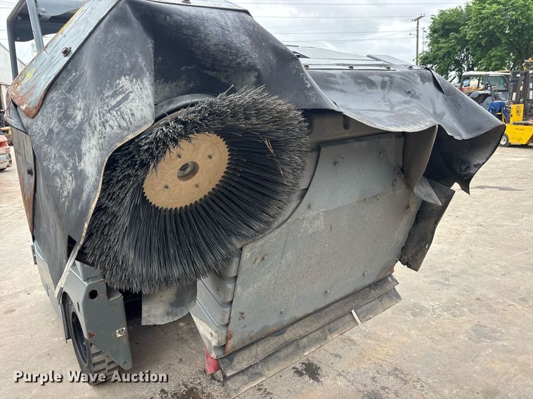 image for item DM1893 2019 Tennant S30 sweeper