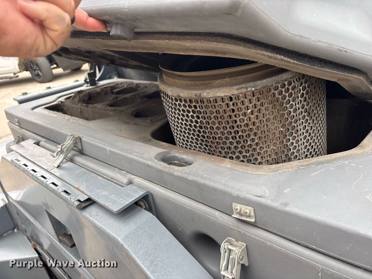 image for item DM1893 2019 Tennant S30 sweeper