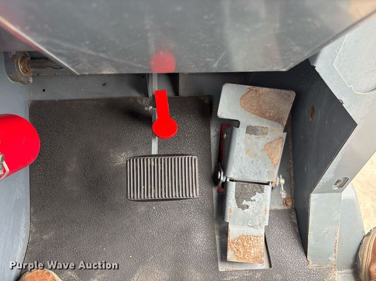 image for item DM1893 2019 Tennant S30 sweeper