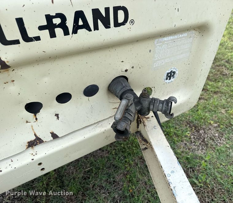 image for item DM5724 Ingersoll Rand P185 air compressor