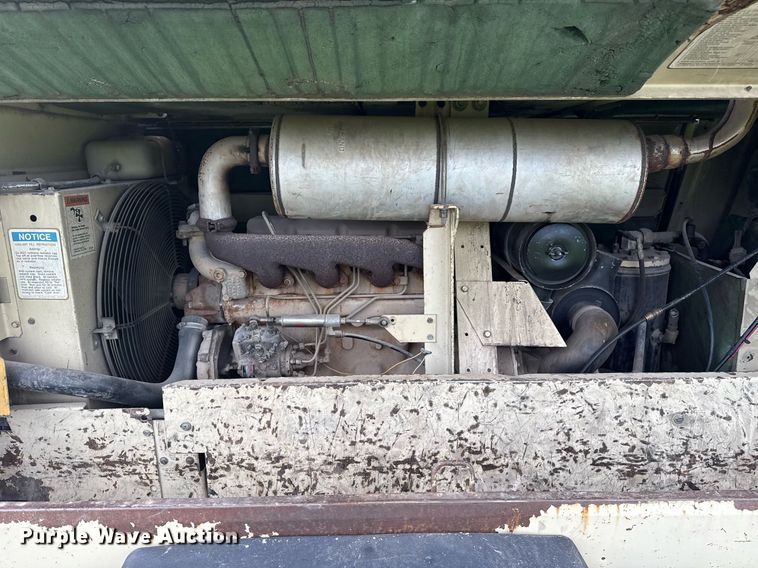 image for item DM5724 Ingersoll Rand P185 air compressor