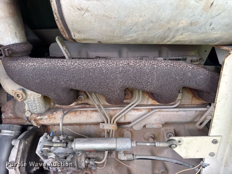 image for item DM5724 Ingersoll Rand P185 air compressor