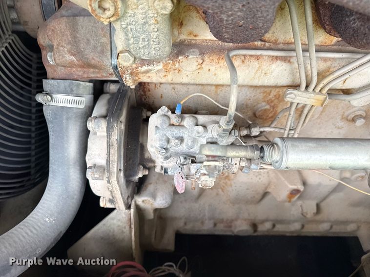 image for item DM5724 Ingersoll Rand P185 air compressor