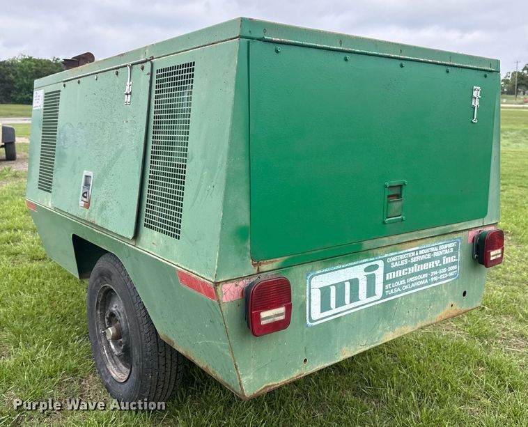 image for item DM5725 Sullair 185 DPQ air compressor