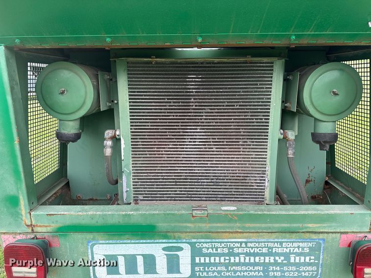 image for item DM5725 Sullair 185 DPQ air compressor