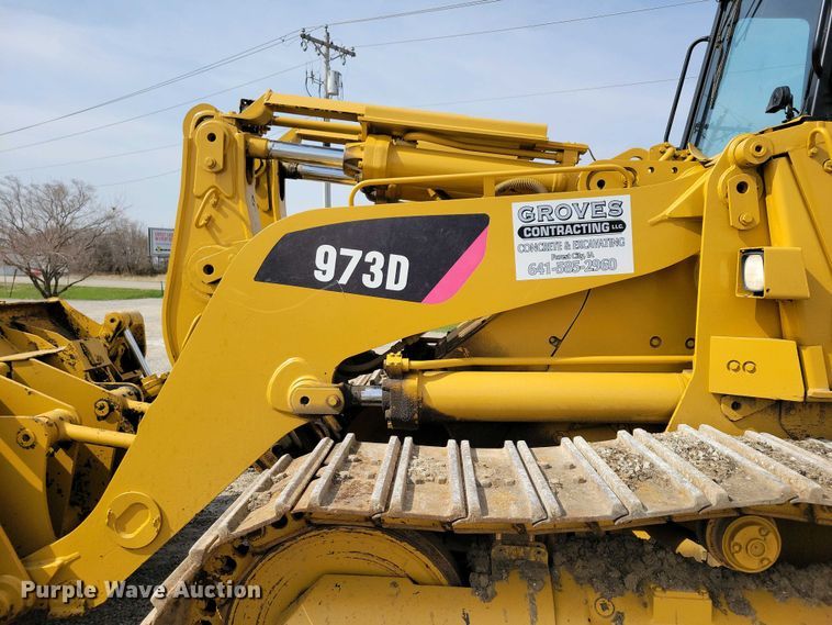 image for item DN3730 1997 Caterpillar 973D track loader