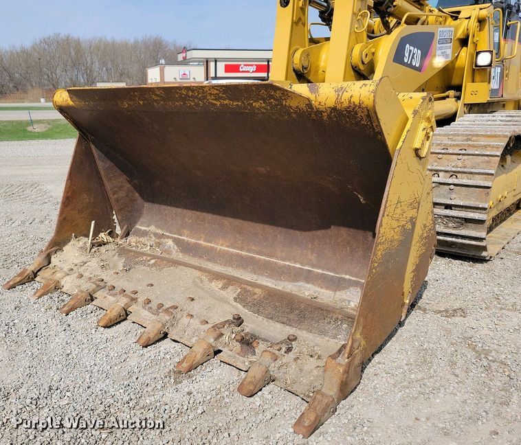 image for item DN3730 1997 Caterpillar 973D track loader
