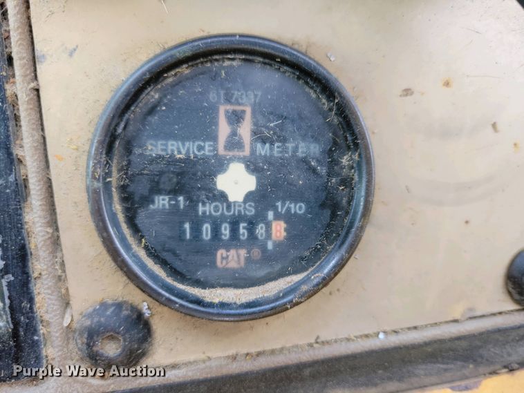 image for item DN3730 1997 Caterpillar 973D track loader