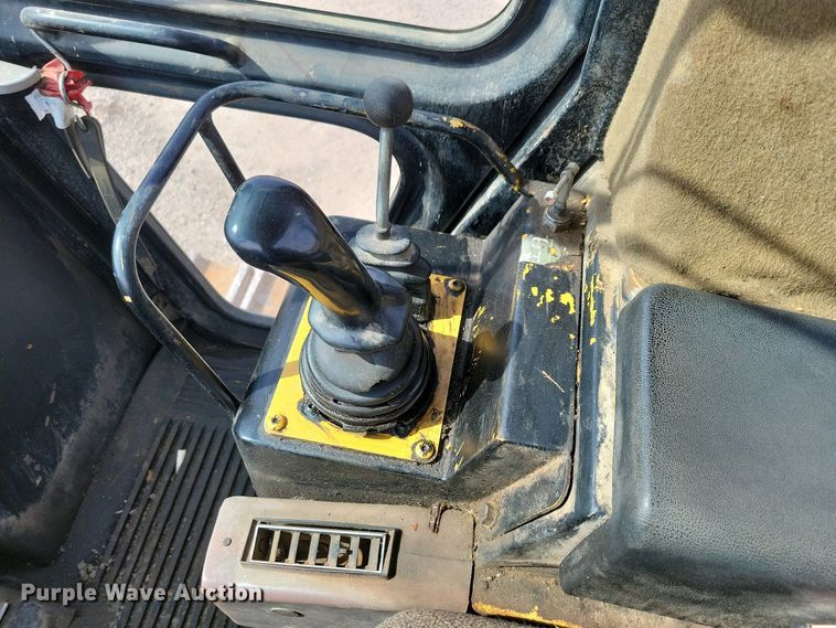 image for item DN3730 1997 Caterpillar 973D track loader