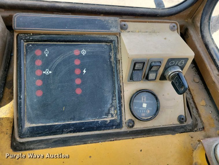 image for item DN3730 1997 Caterpillar 973D track loader