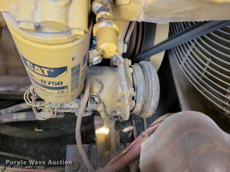 image for item DN3730 1997 Caterpillar 973D track loader