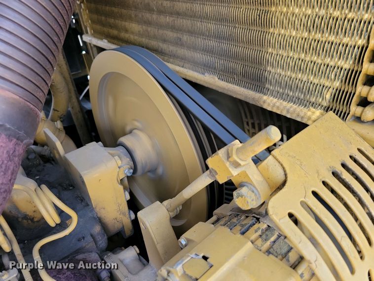 image for item DN3730 1997 Caterpillar 973D track loader