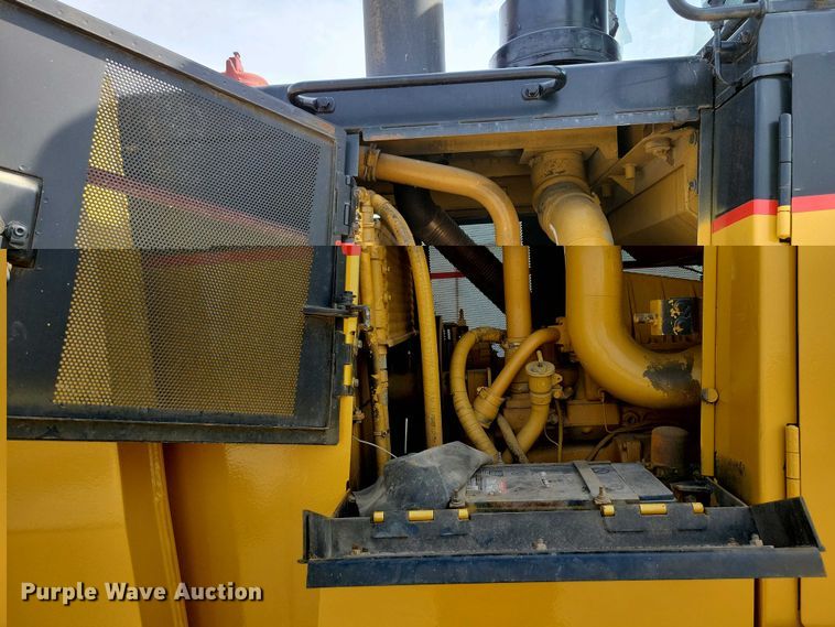 image for item DN3730 1997 Caterpillar 973D track loader