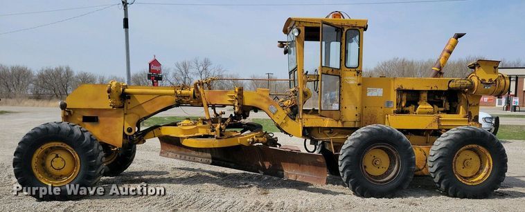 image for item DN3734 1972 Wabco 777B rigid frame motor grader