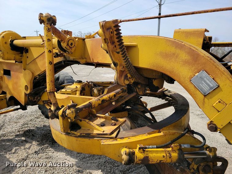 image for item DN3734 1972 Wabco 777B rigid frame motor grader