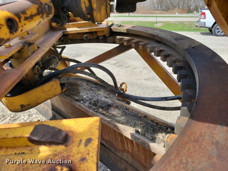 image for item DN3734 1972 Wabco 777B rigid frame motor grader