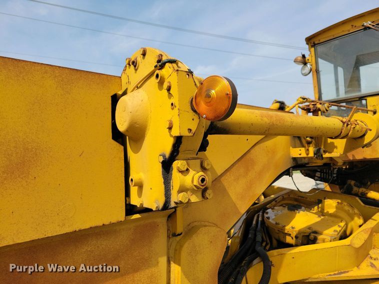 image for item DN3734 1972 Wabco 777B rigid frame motor grader