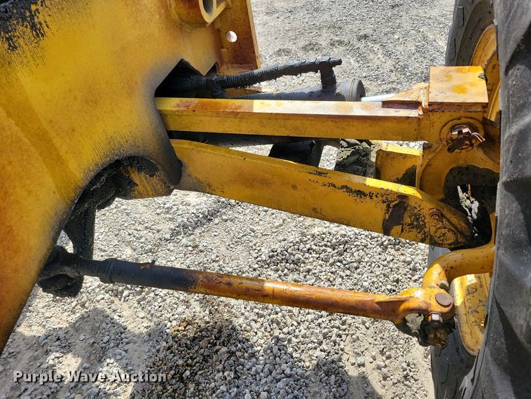 image for item DN3734 1972 Wabco 777B rigid frame motor grader