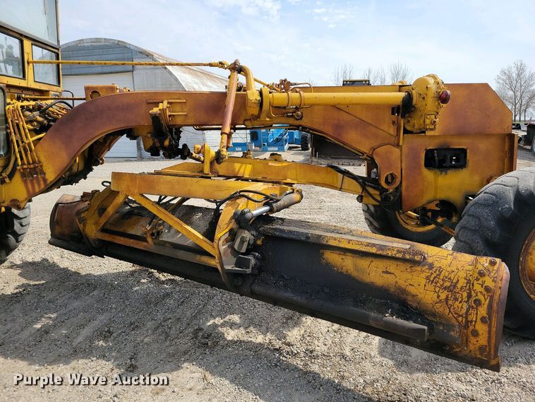 image for item DN3734 1972 Wabco 777B rigid frame motor grader