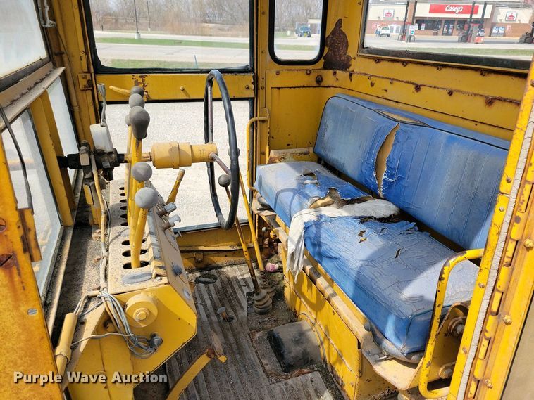 image for item DN3734 1972 Wabco 777B rigid frame motor grader