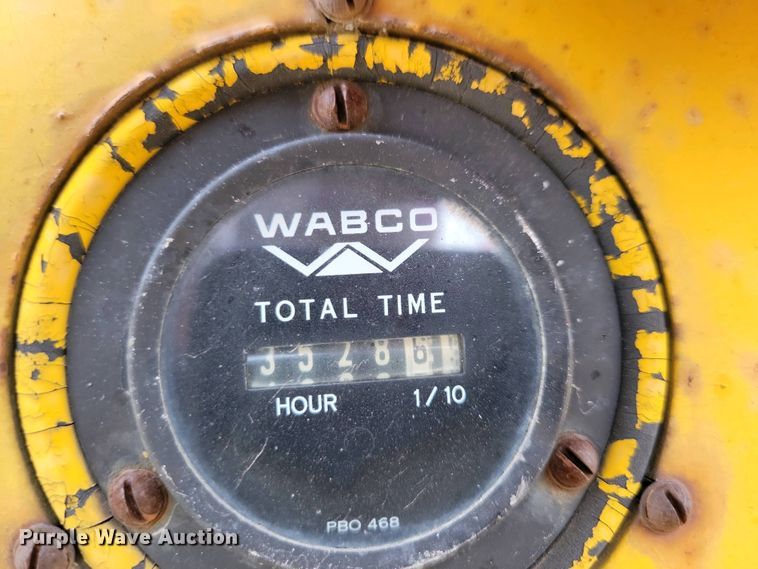 image for item DN3734 1972 Wabco 777B rigid frame motor grader