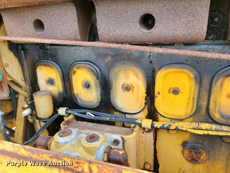 image for item DN3734 1972 Wabco 777B rigid frame motor grader