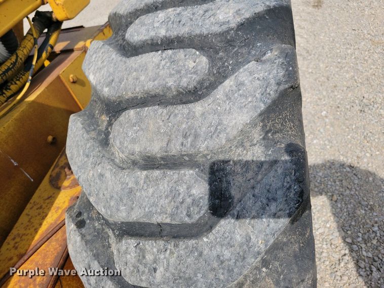 image for item DN3734 1972 Wabco 777B rigid frame motor grader