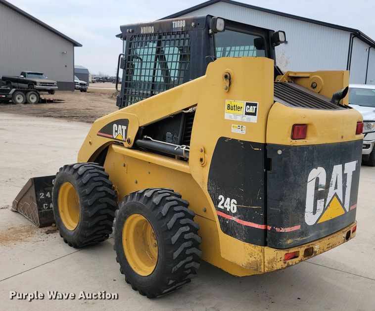 image for item DN3737 1999 Caterpillar 246 skid steer loader