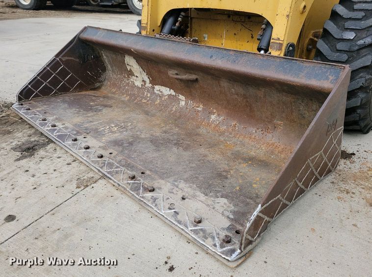 image for item DN3737 1999 Caterpillar 246 skid steer loader