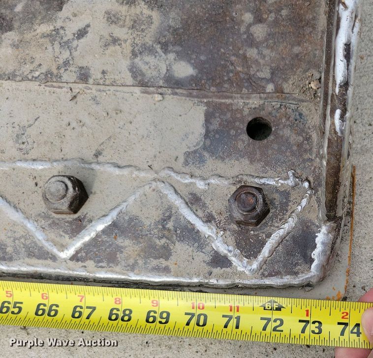 image for item DN3737 1999 Caterpillar 246 skid steer loader