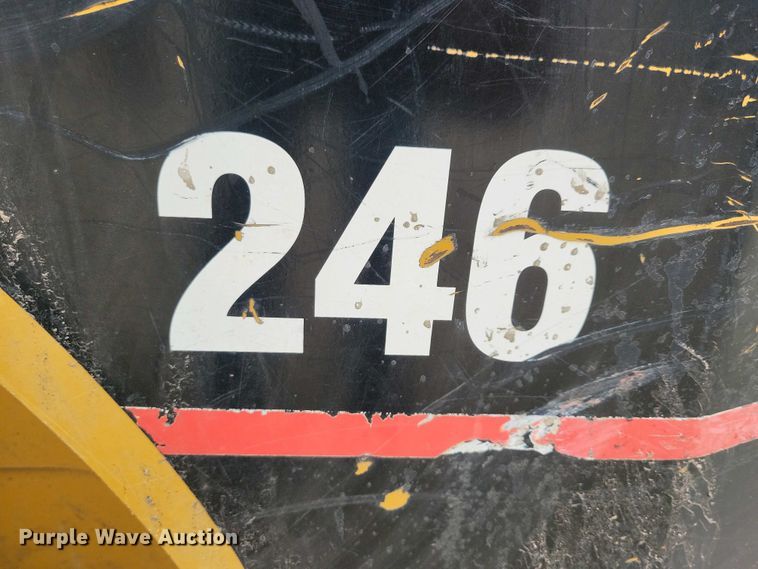 image for item DN3737 1999 Caterpillar 246 skid steer loader