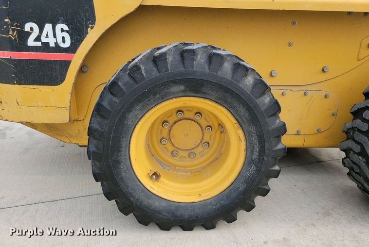 image for item DN3737 1999 Caterpillar 246 skid steer loader